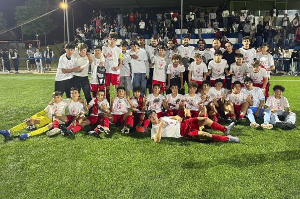 PARAB&Eacute;NS, CAMPE&Otilde;ES!